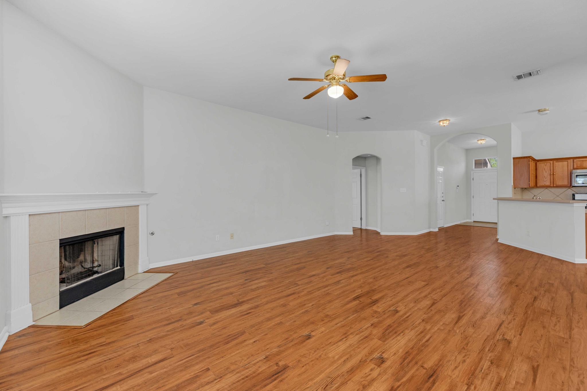 631 Columbine Ave, Cedar Park, TX 78613