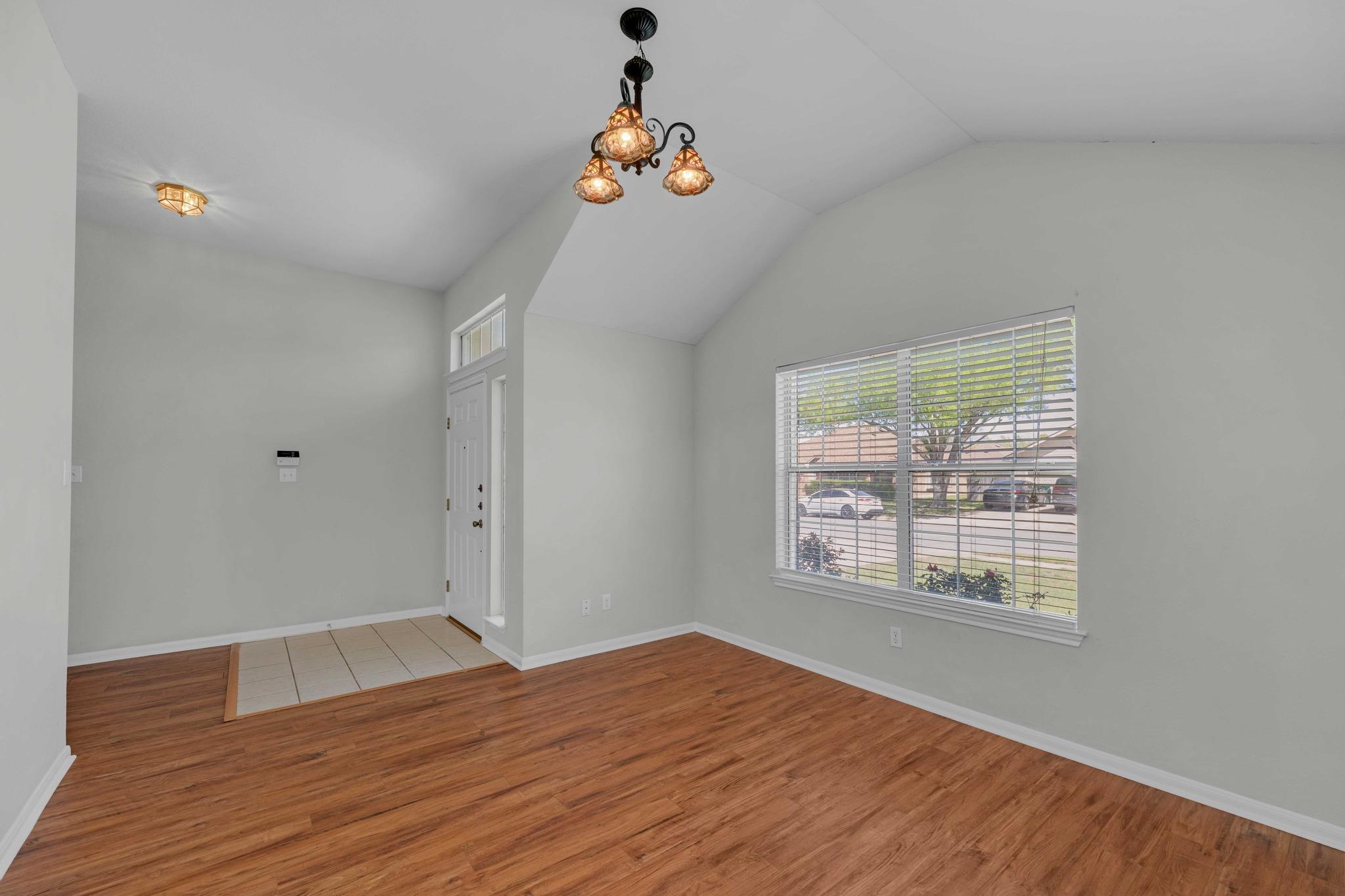 631 Columbine Ave, Cedar Park, TX 78613