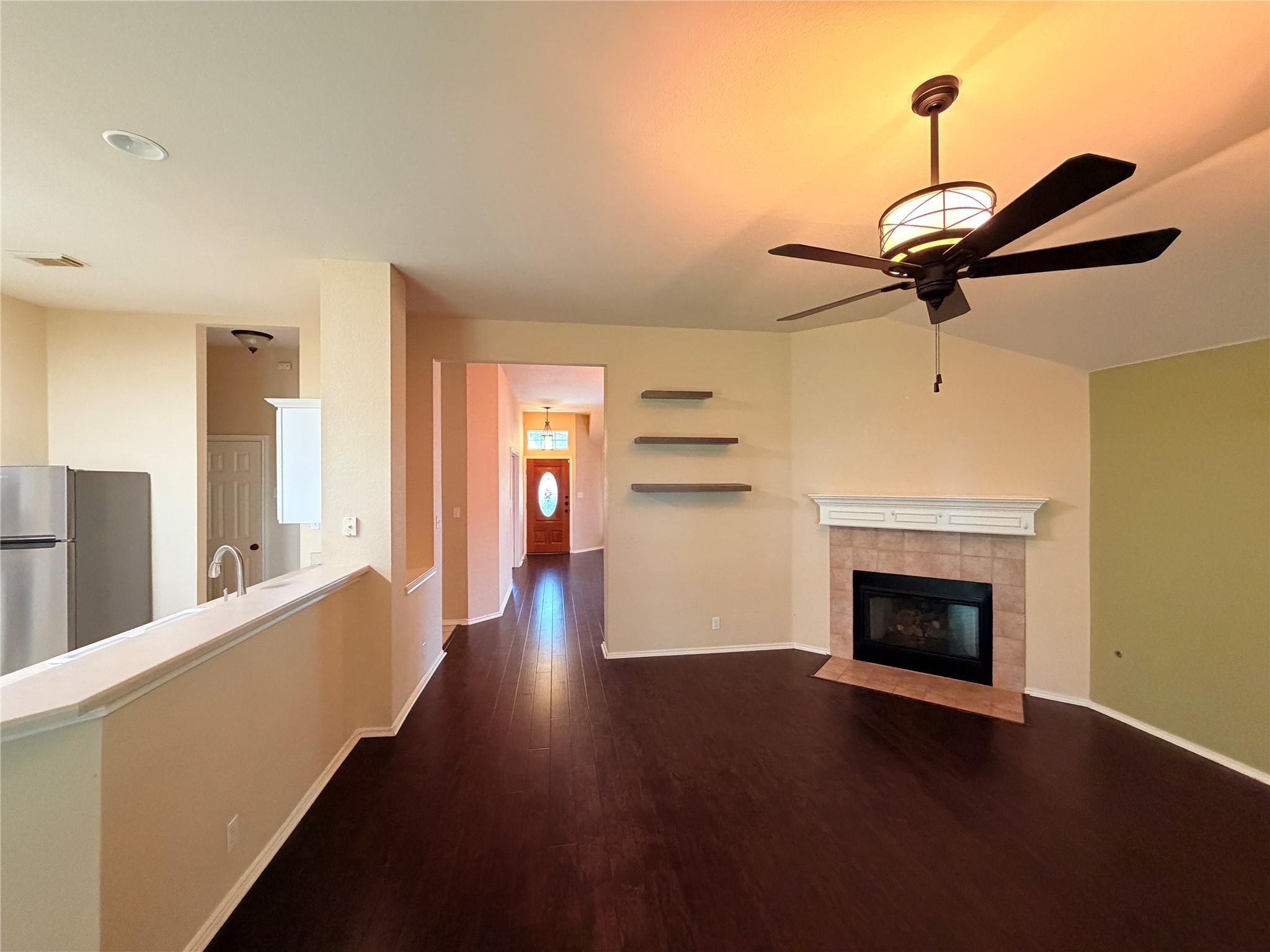 4415 Hunters Lodge Dr, Round Rock, TX 78681