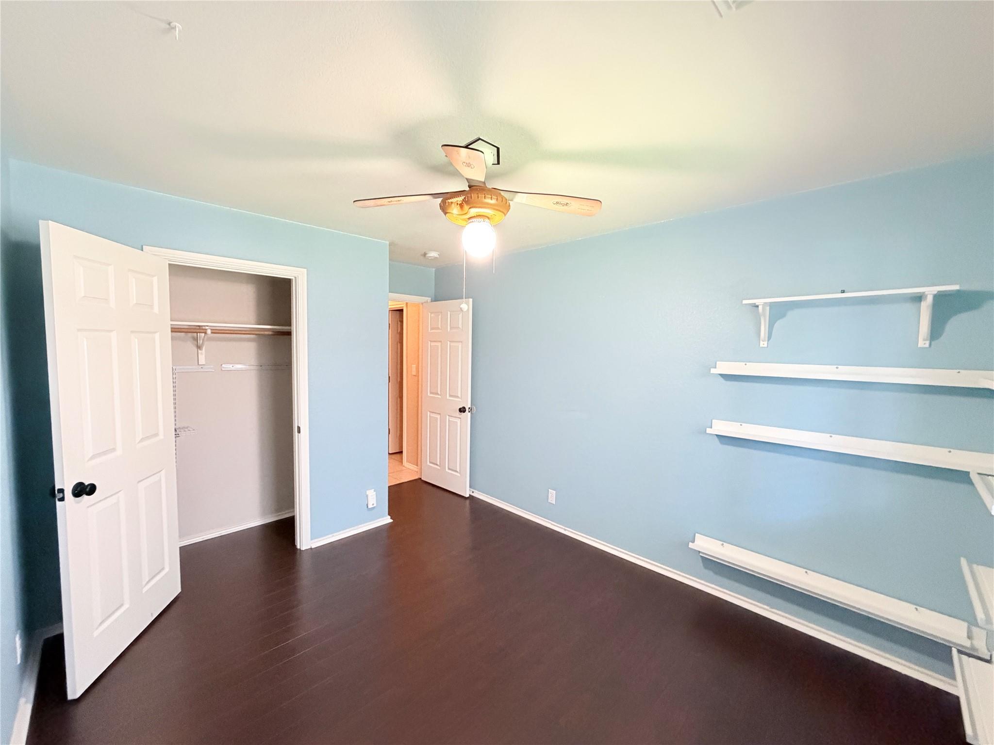 4415 Hunters Lodge Dr, Round Rock, TX 78681