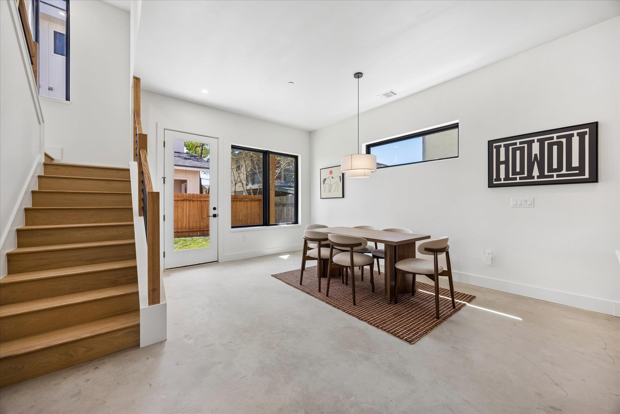 4416 S 1st St # 2, Austin, TX 78745