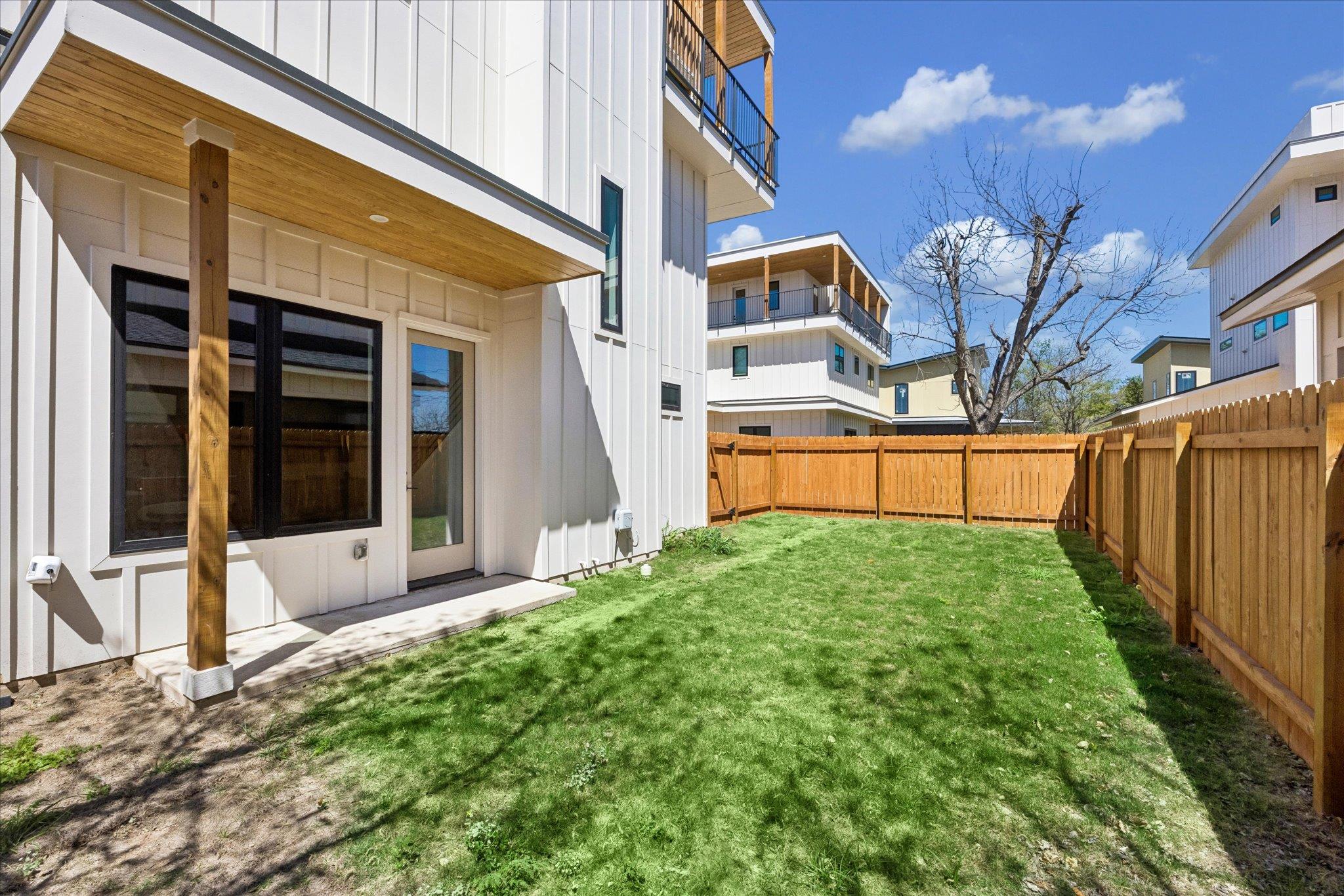4416 S 1st St # 2, Austin, TX 78745