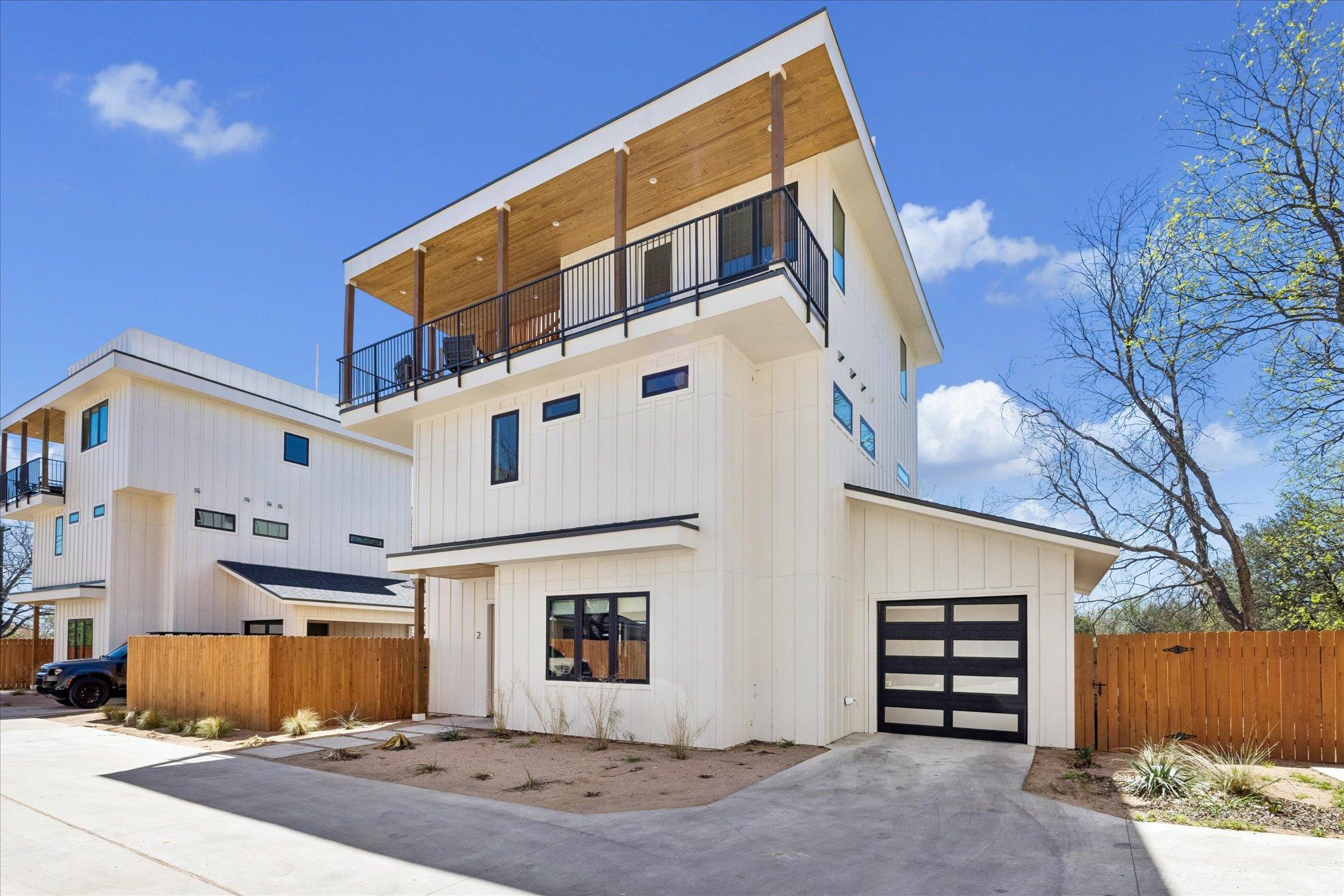 4416 S 1st St # 2, Austin, TX 78745