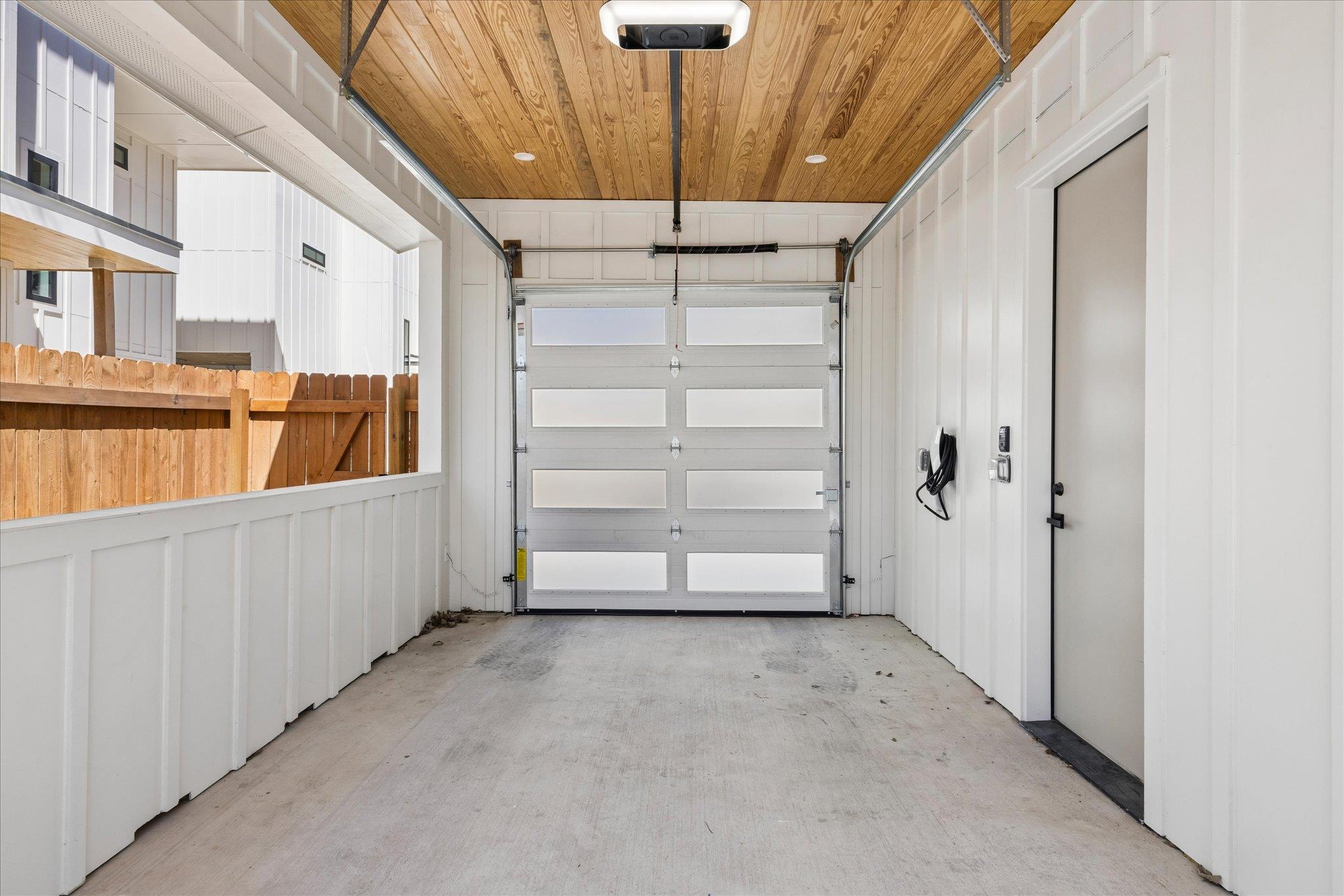 4416 S 1st St # 2, Austin, TX 78745