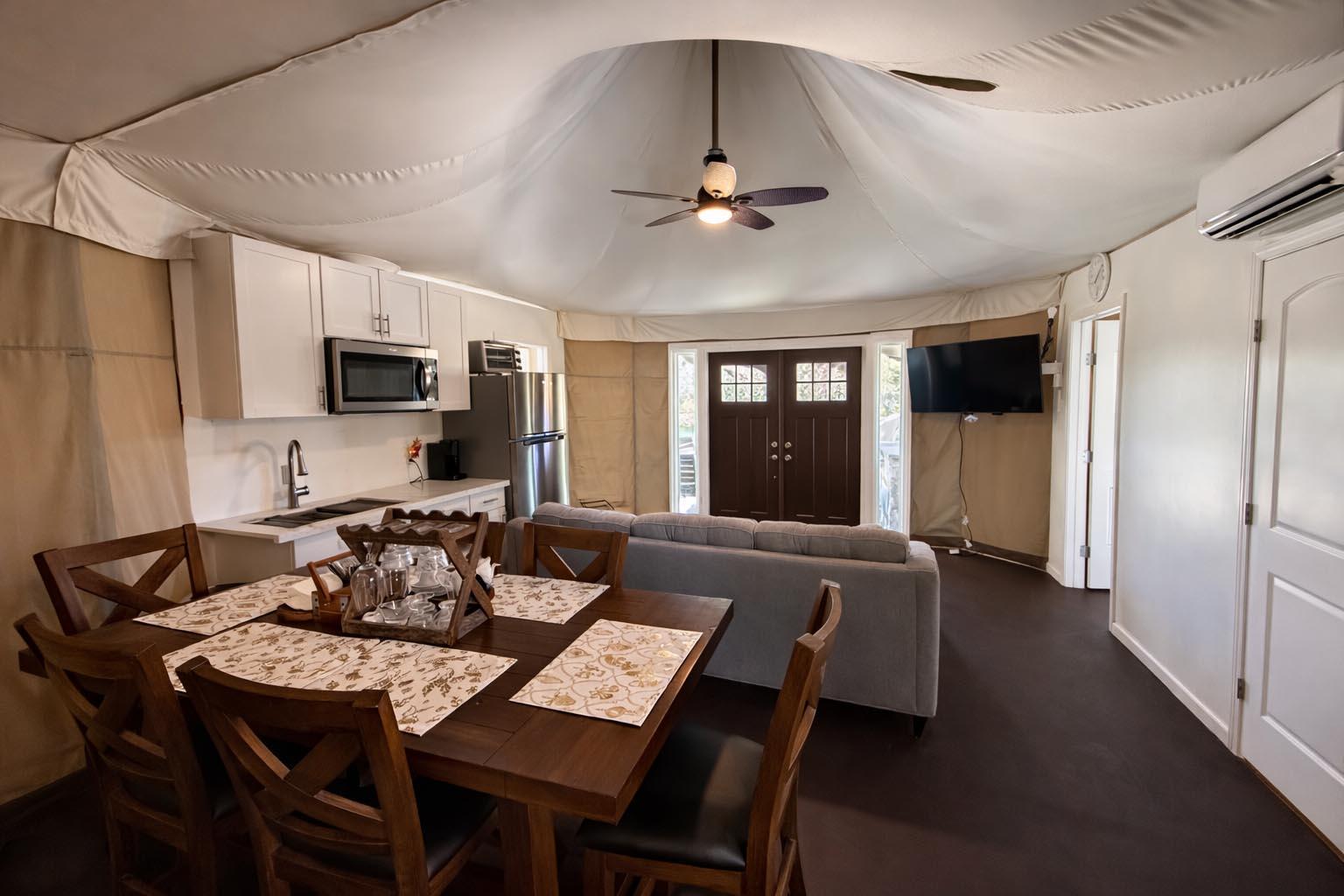 1839 County Road 103, Columbus, TX 78934