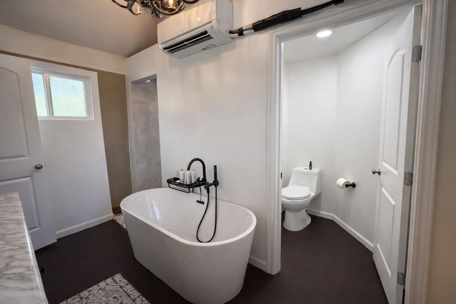 1839 County Road 103, Columbus, TX 78934