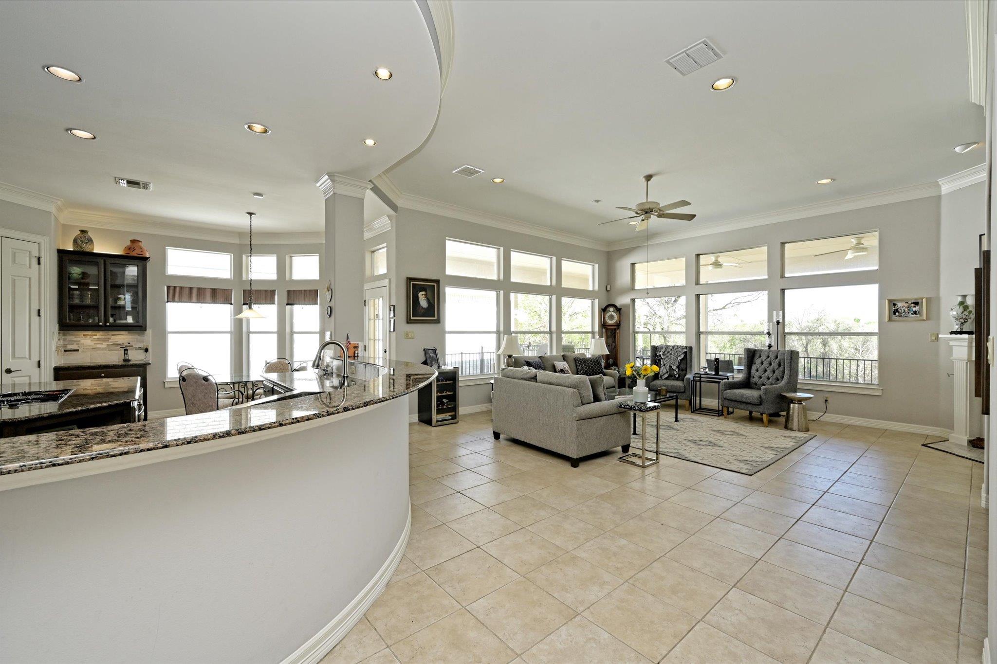 4912 Interlachen Ln, Austin, TX 78747