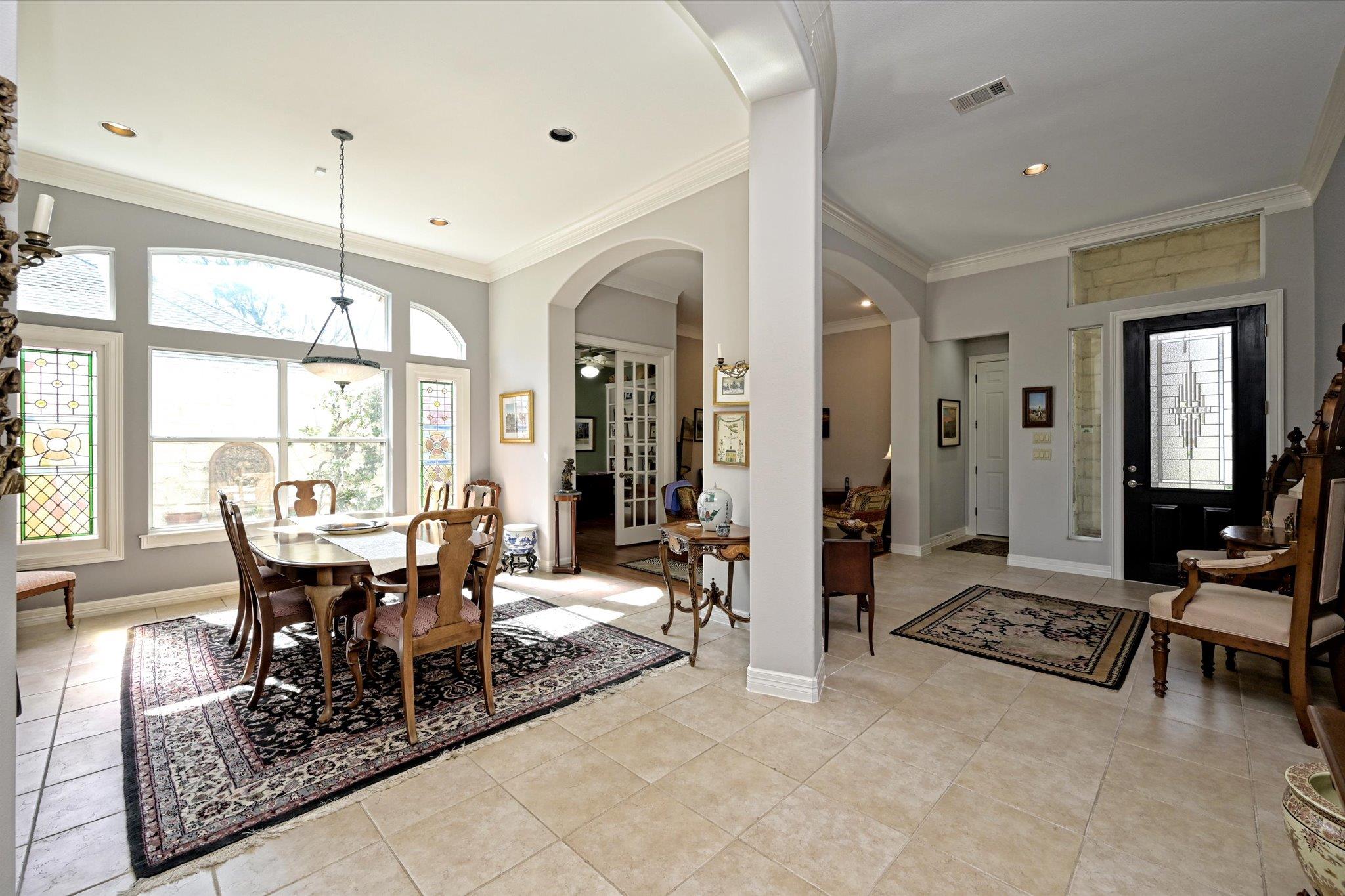 4912 Interlachen Ln, Austin, TX 78747