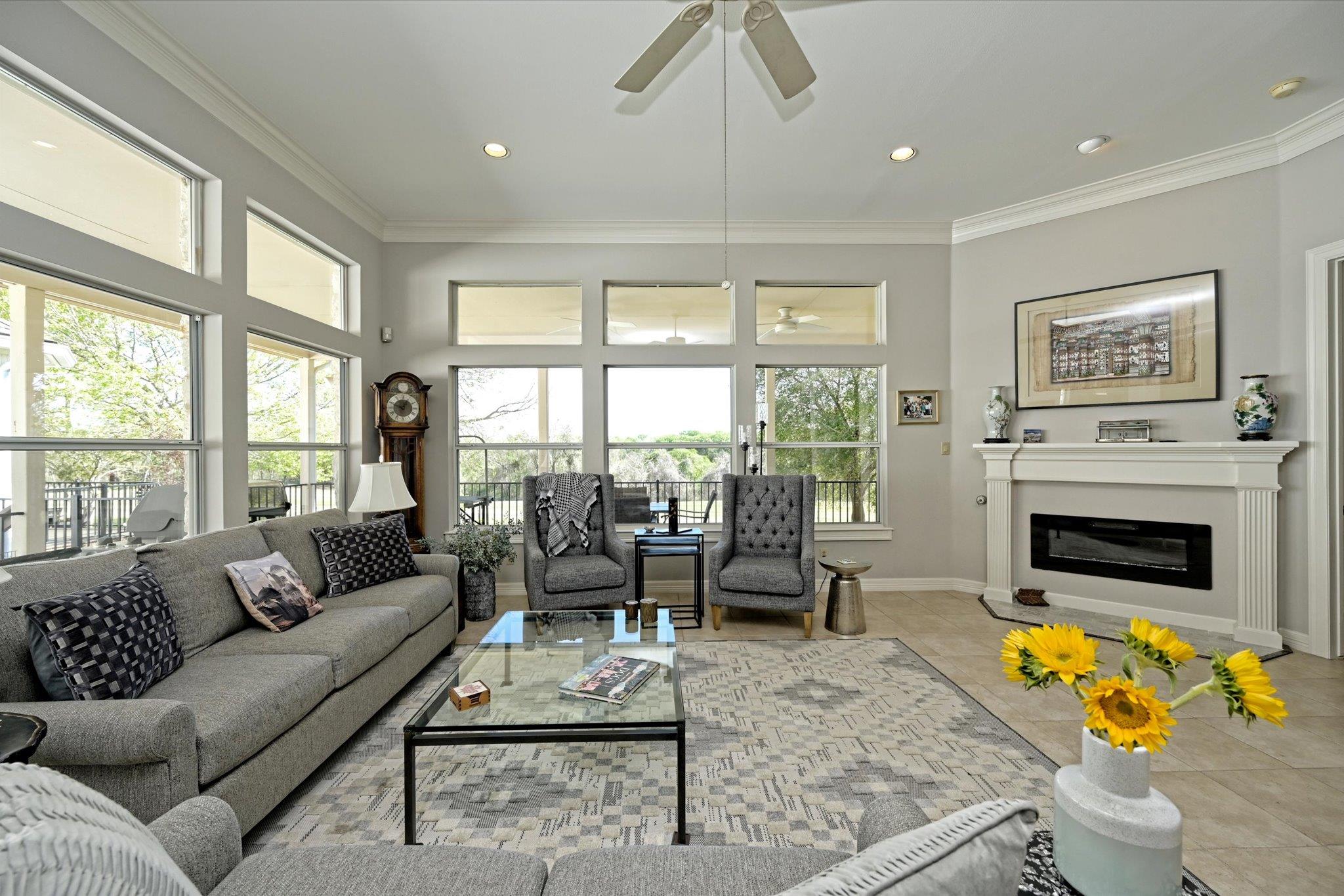 4912 Interlachen Ln, Austin, TX 78747