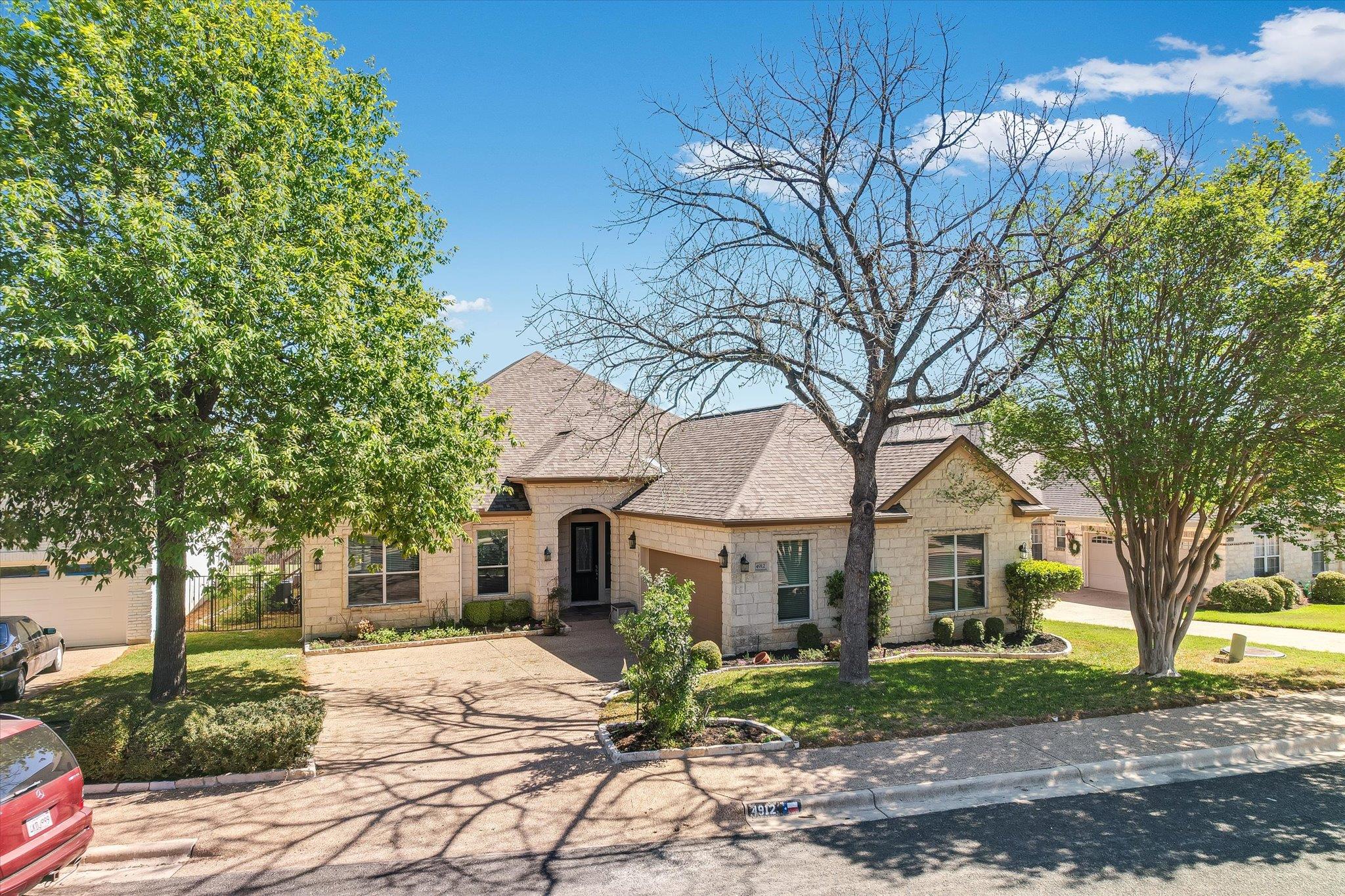 4912 Interlachen Ln, Austin, TX 78747