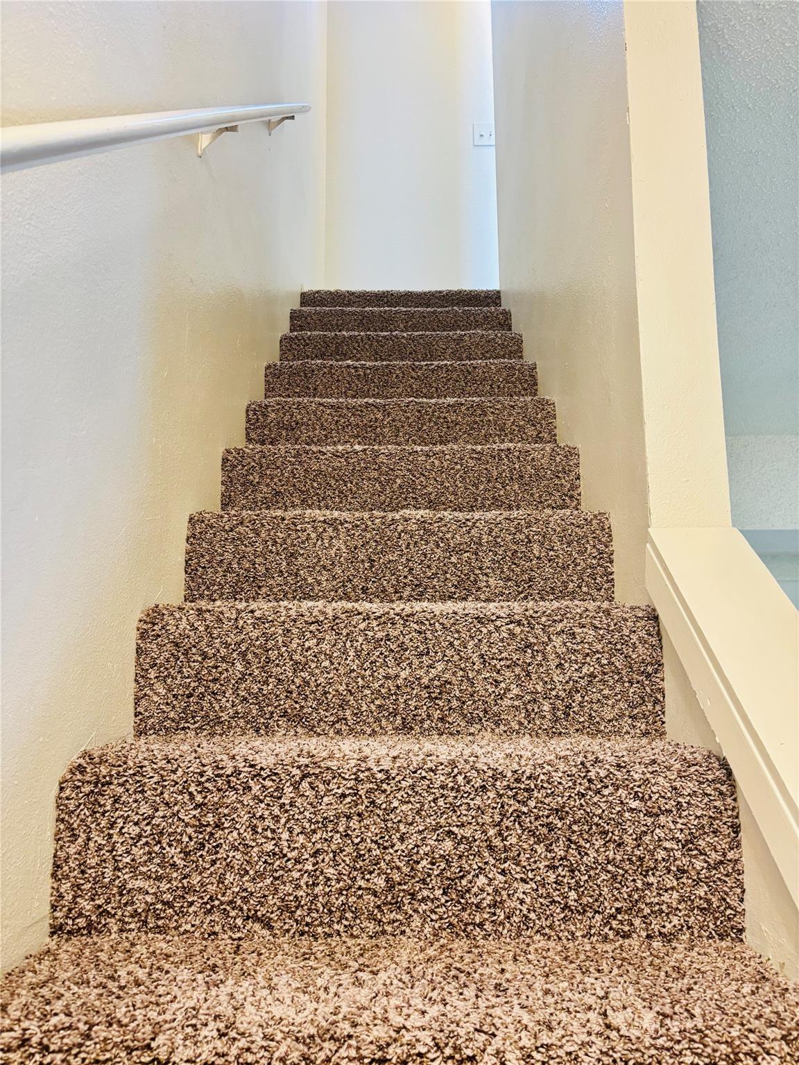 1206 Tartan Ln # B, Austin, TX 78753