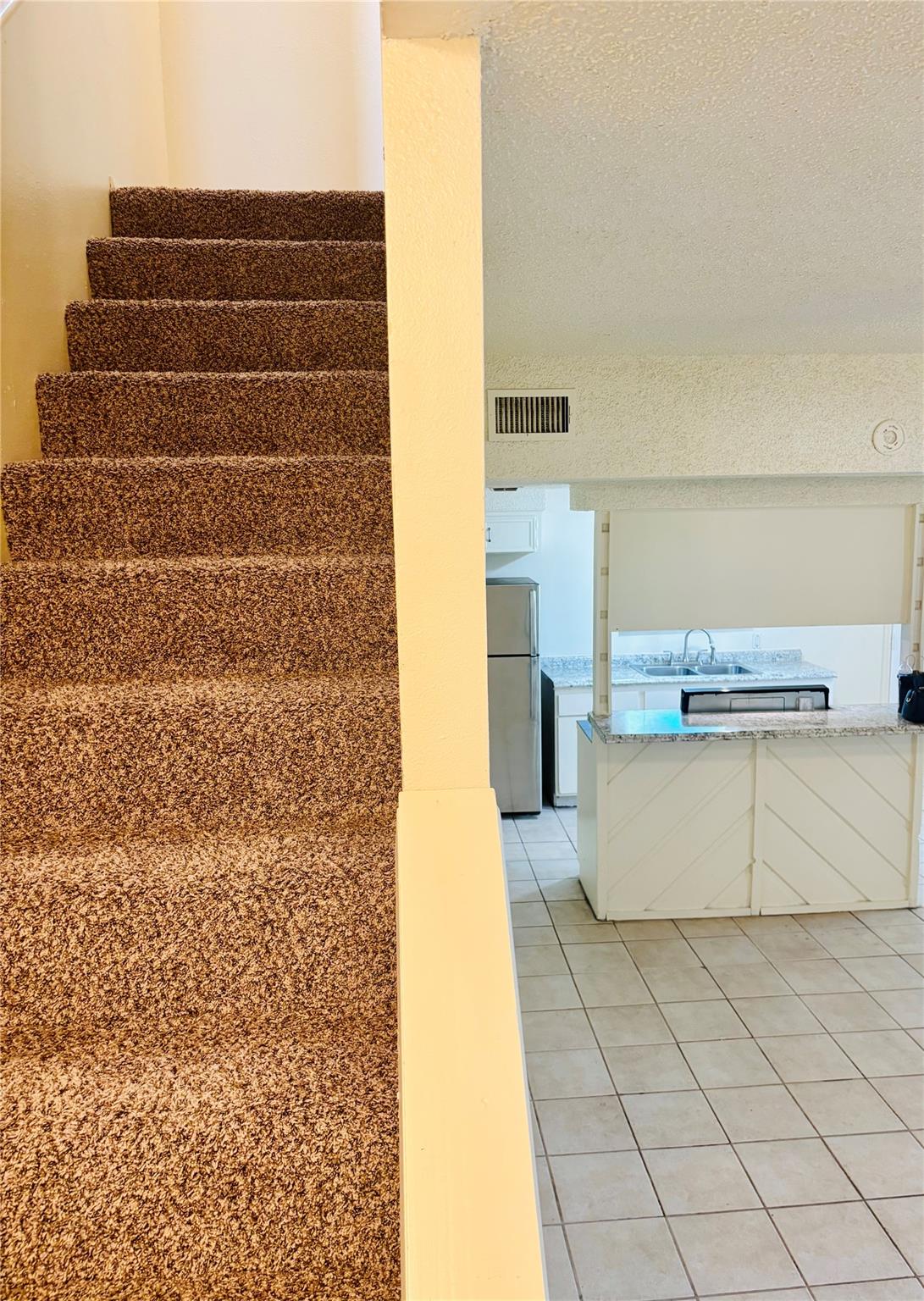 1206 Tartan Ln # B, Austin, TX 78753