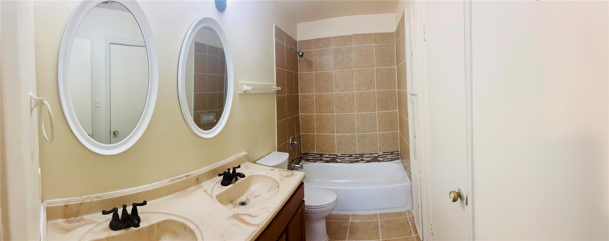 1206 Tartan Ln # B, Austin, TX 78753