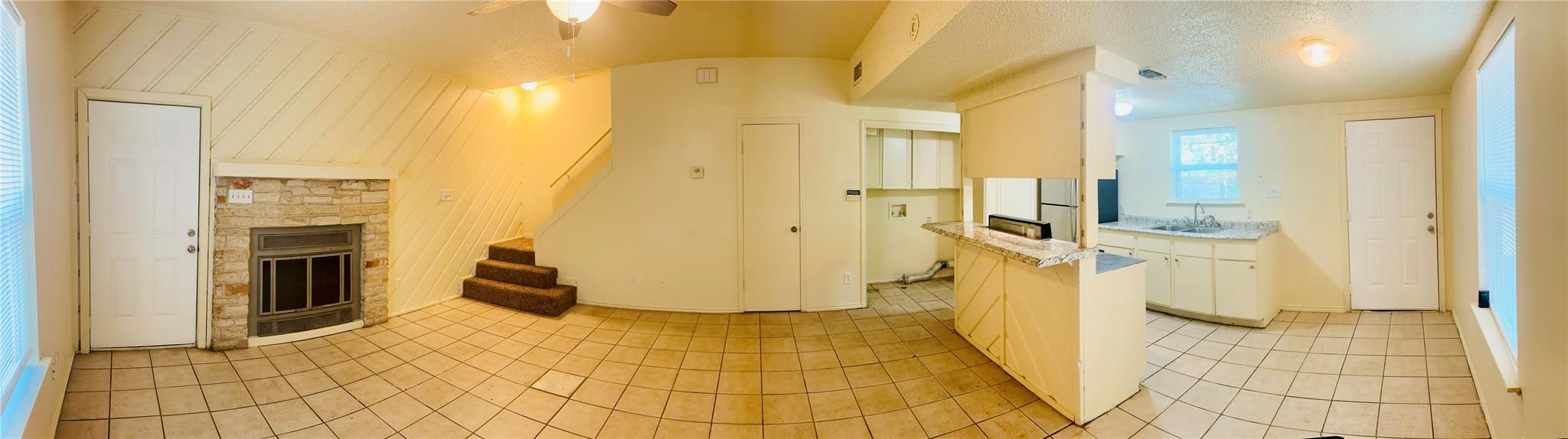 1206 Tartan Ln # B, Austin, TX 78753