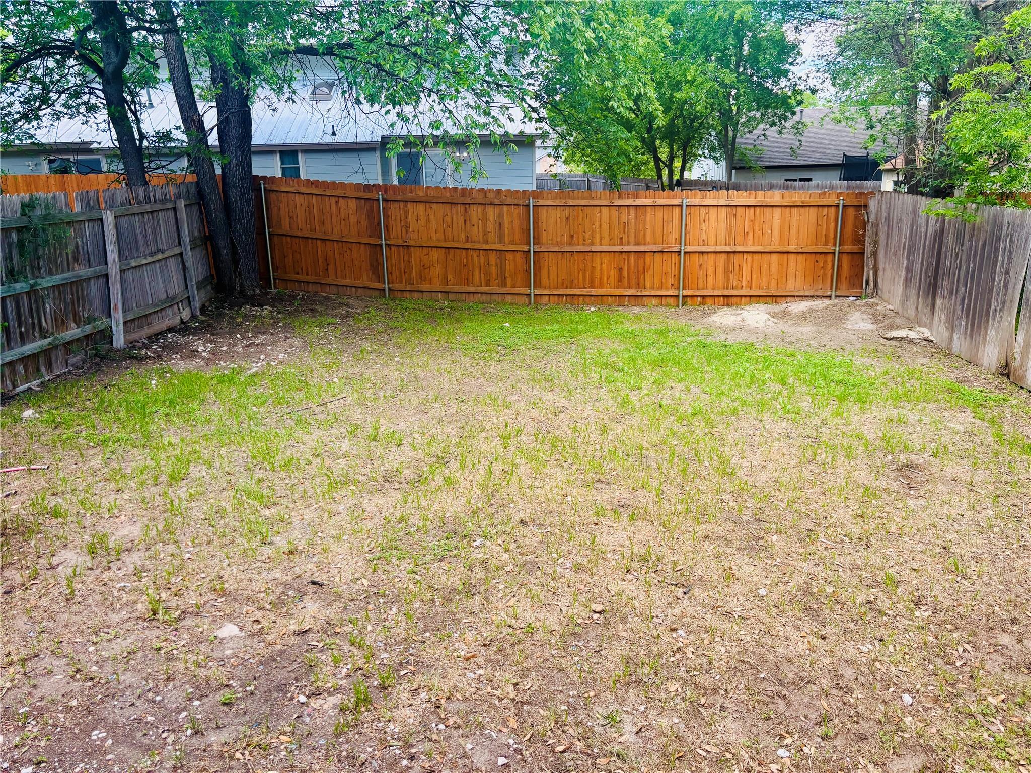 1206 Tartan Ln # B, Austin, TX 78753