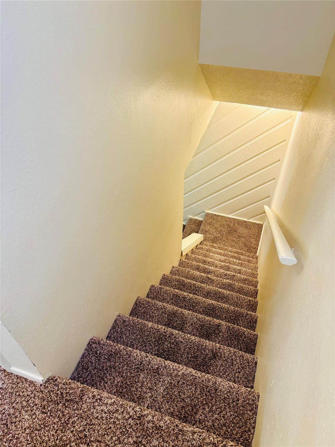 1206 Tartan Ln # B, Austin, TX 78753