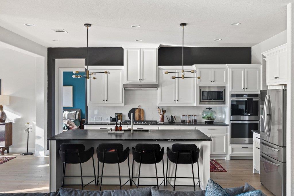 2503 Sunset Vista Cir # 132, Spicewood, TX 78669