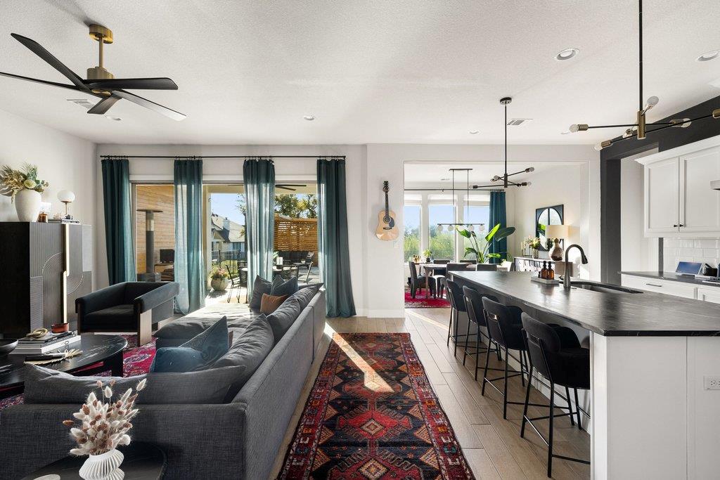 2503 Sunset Vista Cir # 132, Spicewood, TX 78669