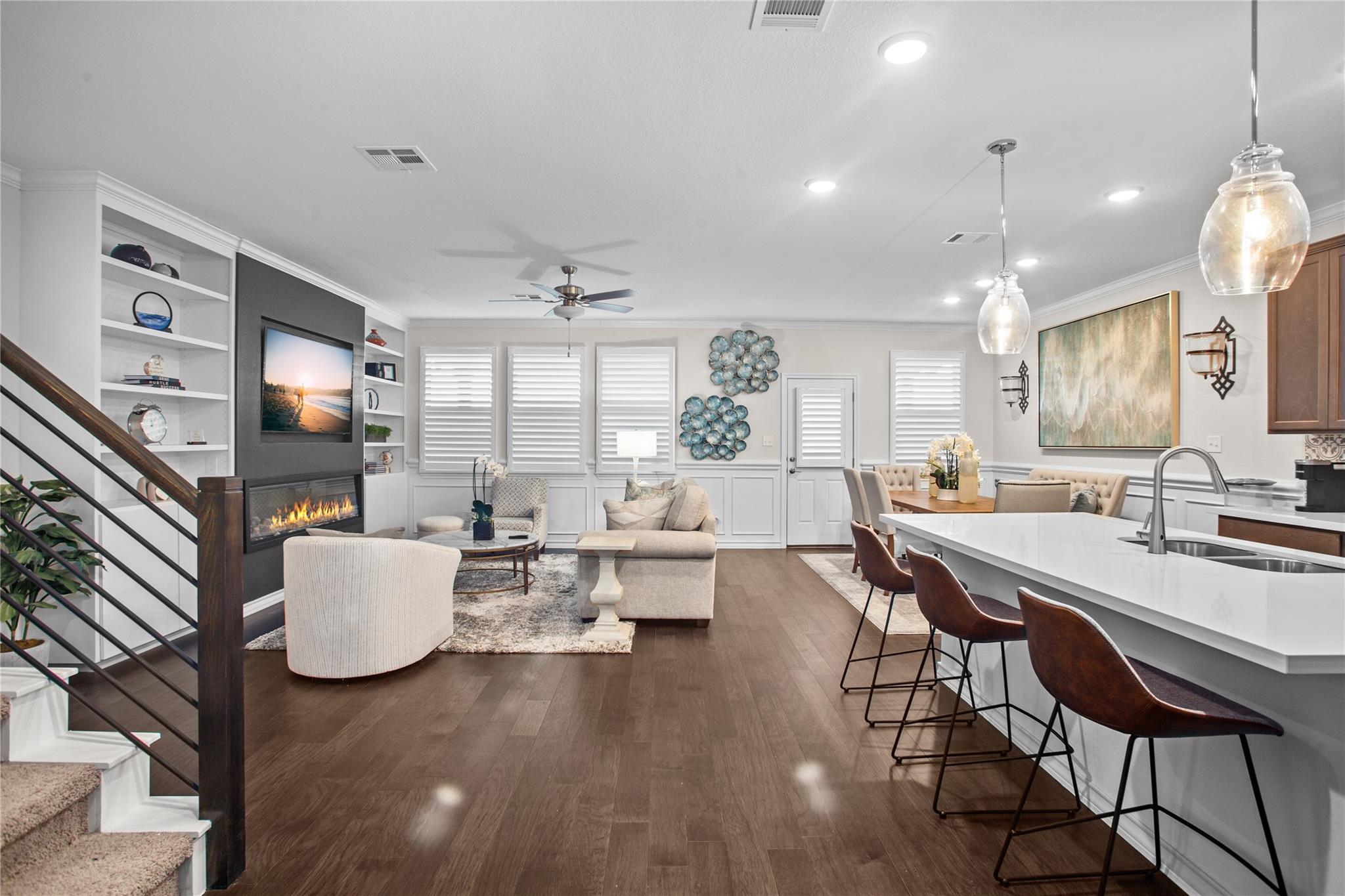 109 Adeline Rd, Hutto, TX 78634