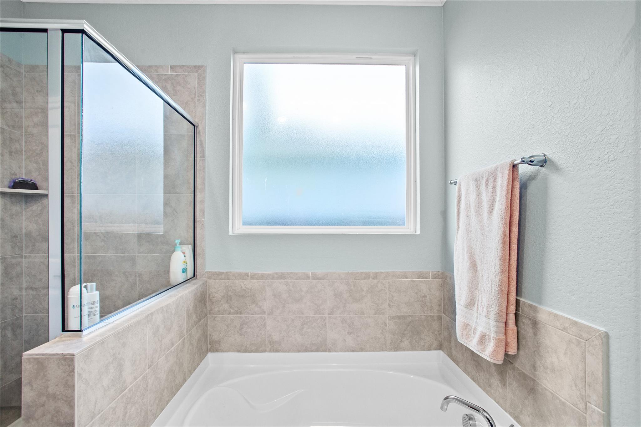 109 Adeline Rd, Hutto, TX 78634