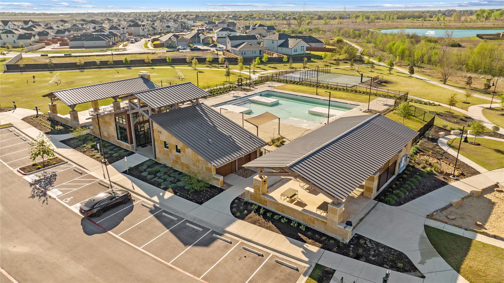 109 Adeline Rd, Hutto, TX 78634