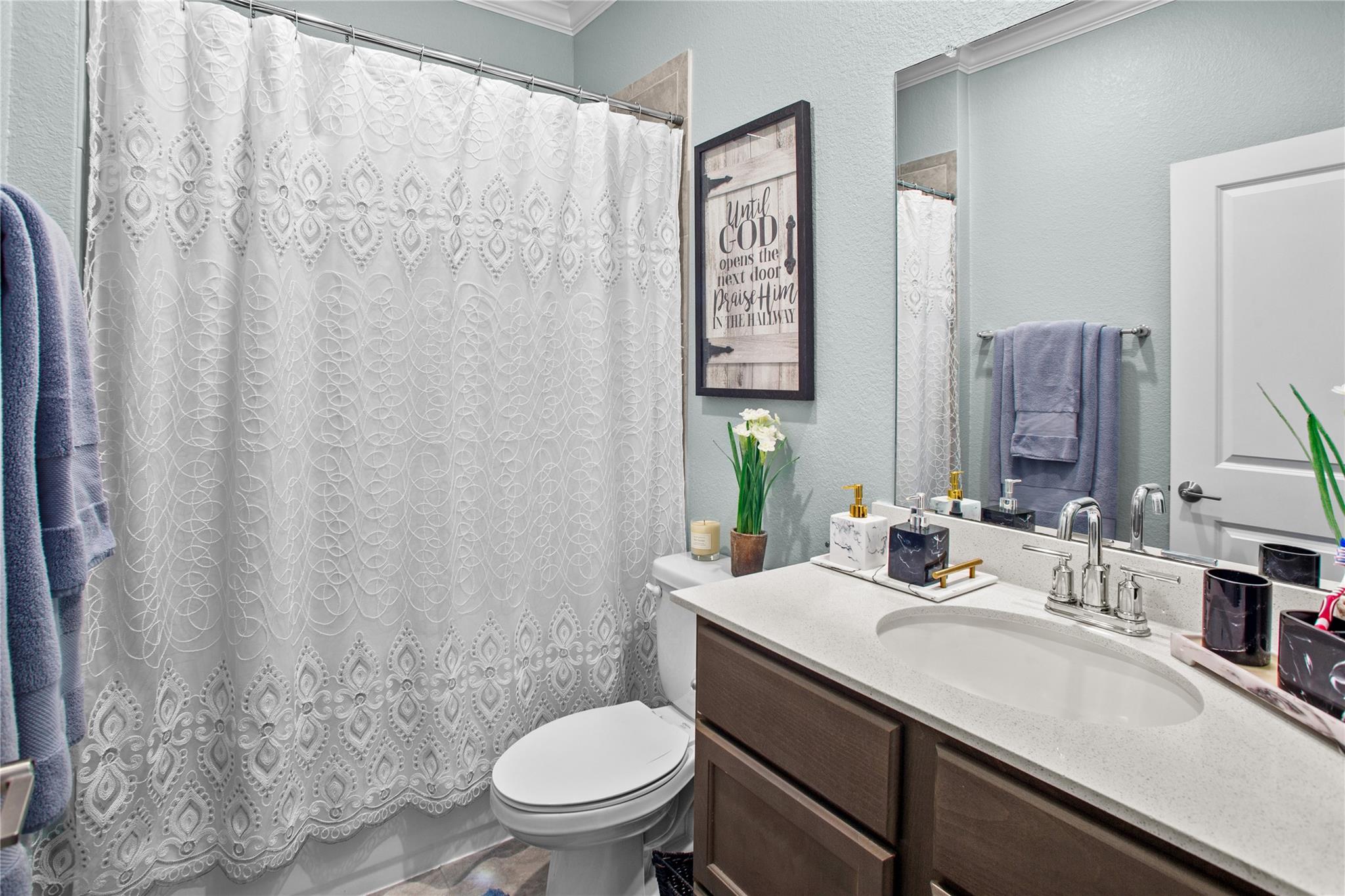 109 Adeline Rd, Hutto, TX 78634