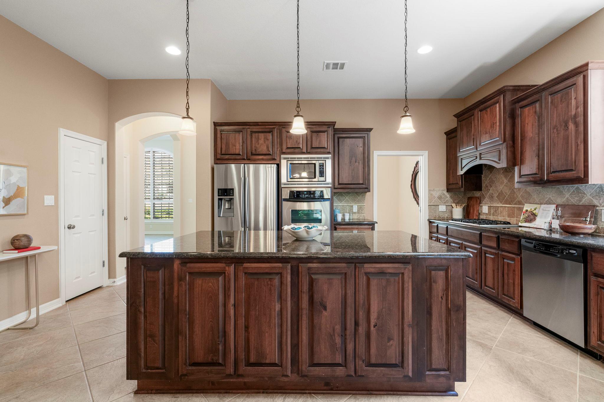 175 Empire Ct, Austin, TX 78737