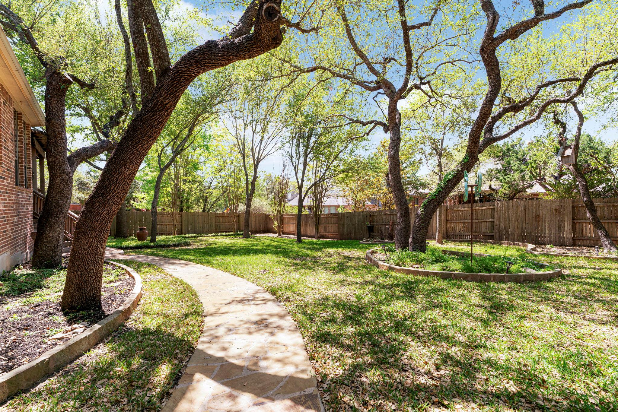 175 Empire Ct, Austin, TX 78737