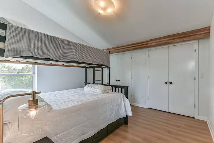 620 Windy Hills Rd, Dripping Springs, TX 78620