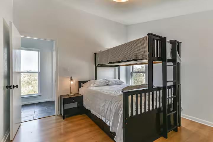 620 Windy Hills Rd, Dripping Springs, TX 78620