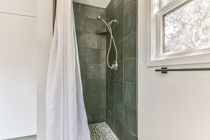 620 Windy Hills Rd, Dripping Springs, TX 78620