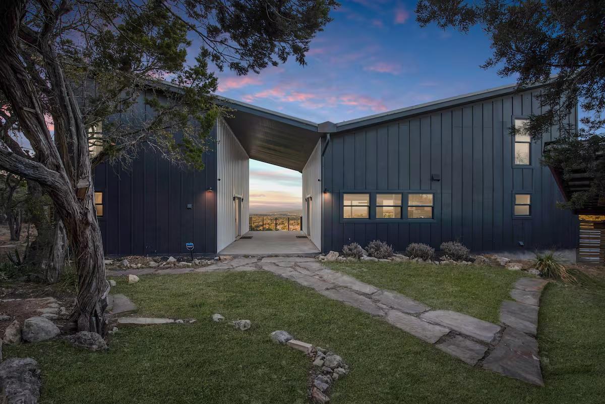 620 Windy Hills Rd, Dripping Springs, TX 78620