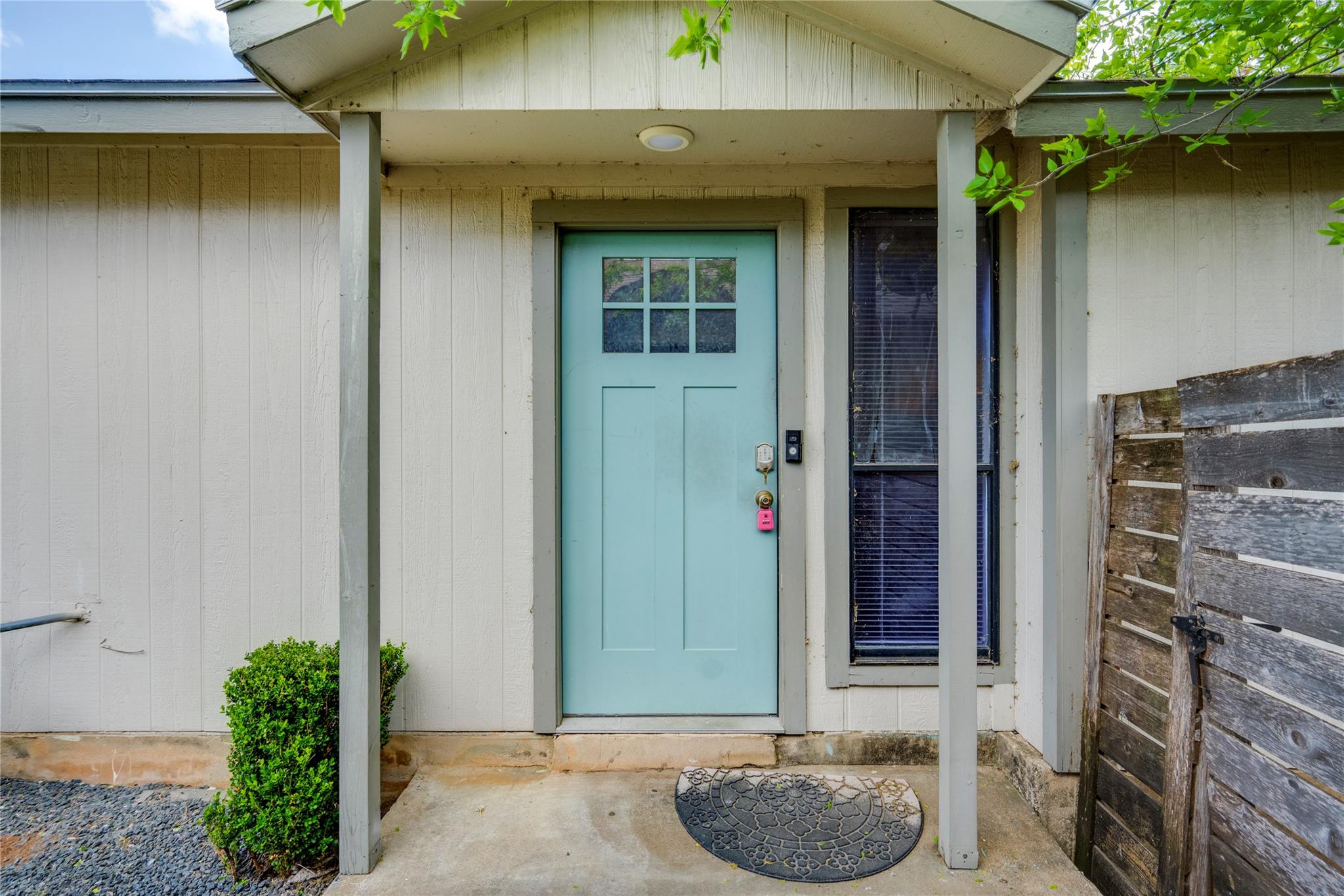 915 Chisholm Cv, Round Rock, TX 78681