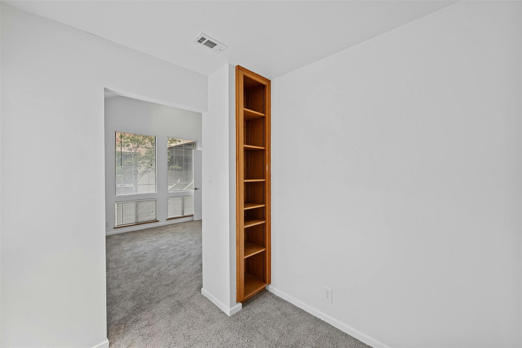 1735 Spyglass Dr # 115, Austin, TX 78746