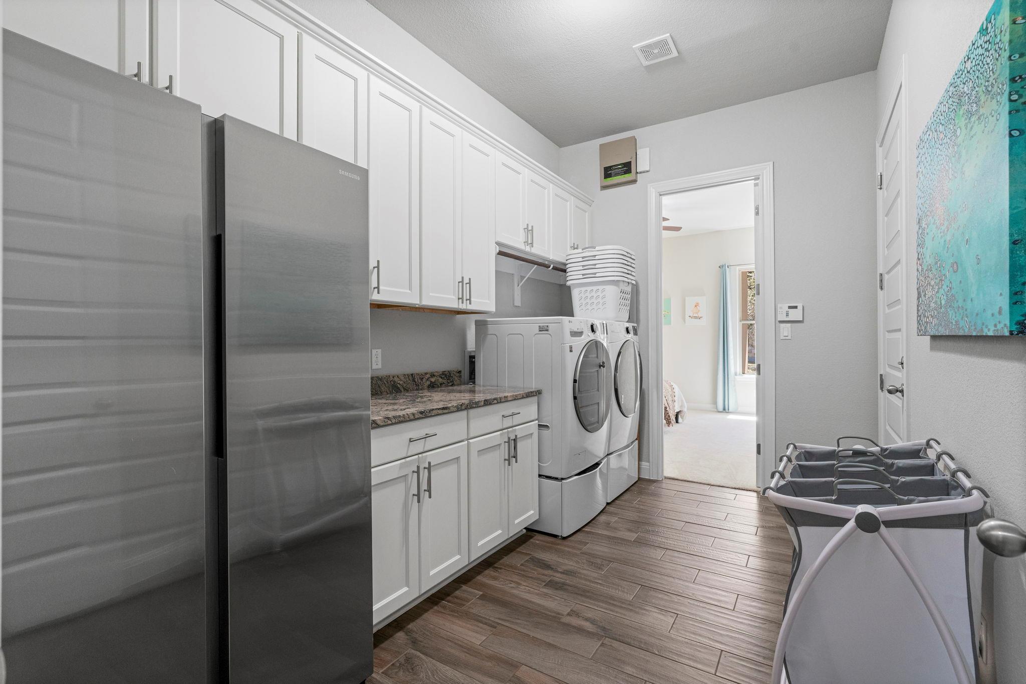 9709 Avion Cv, Dripping Springs, TX 78620