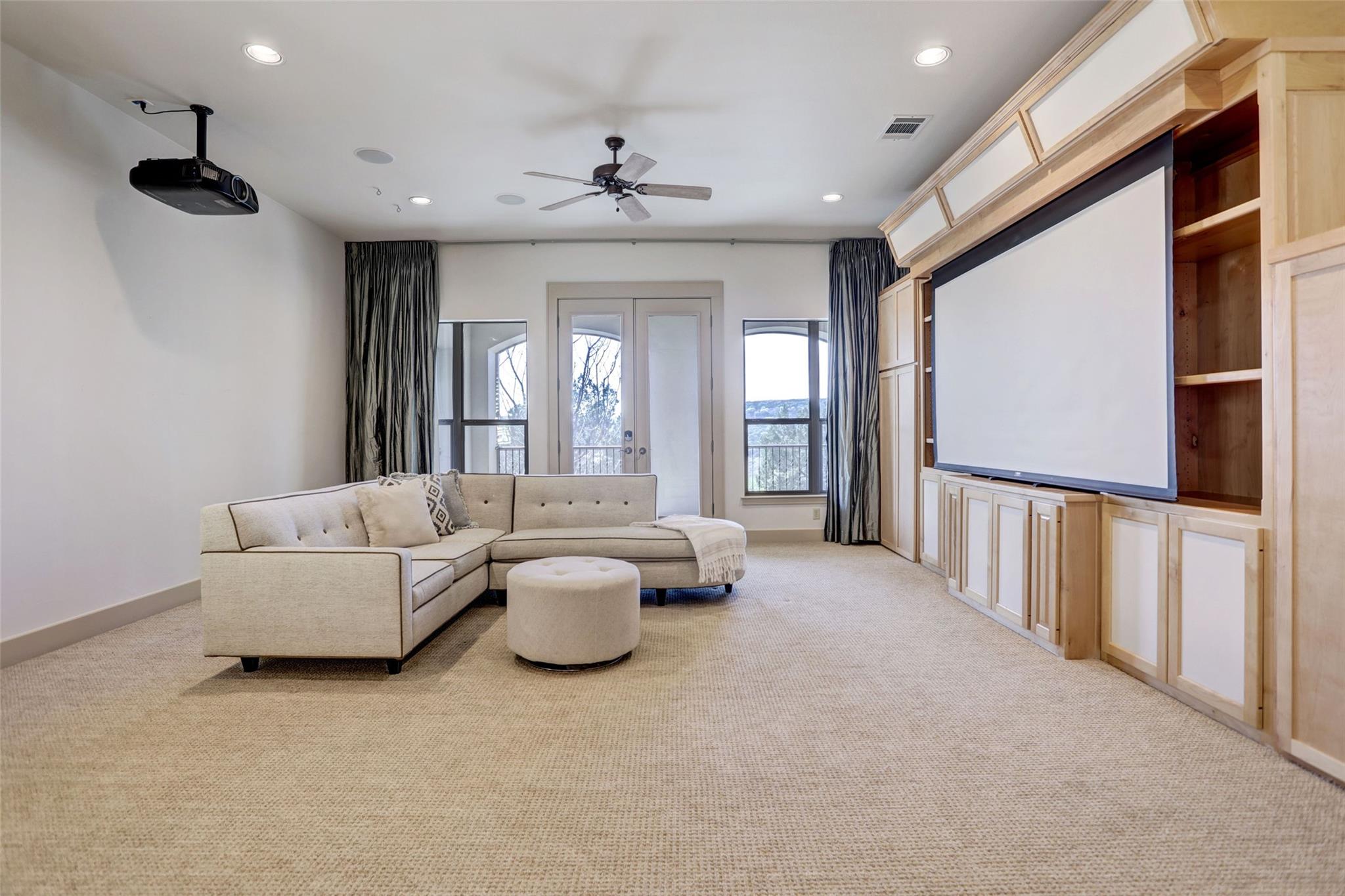 8546 Adirondack Trl # 10, Austin, TX 78759