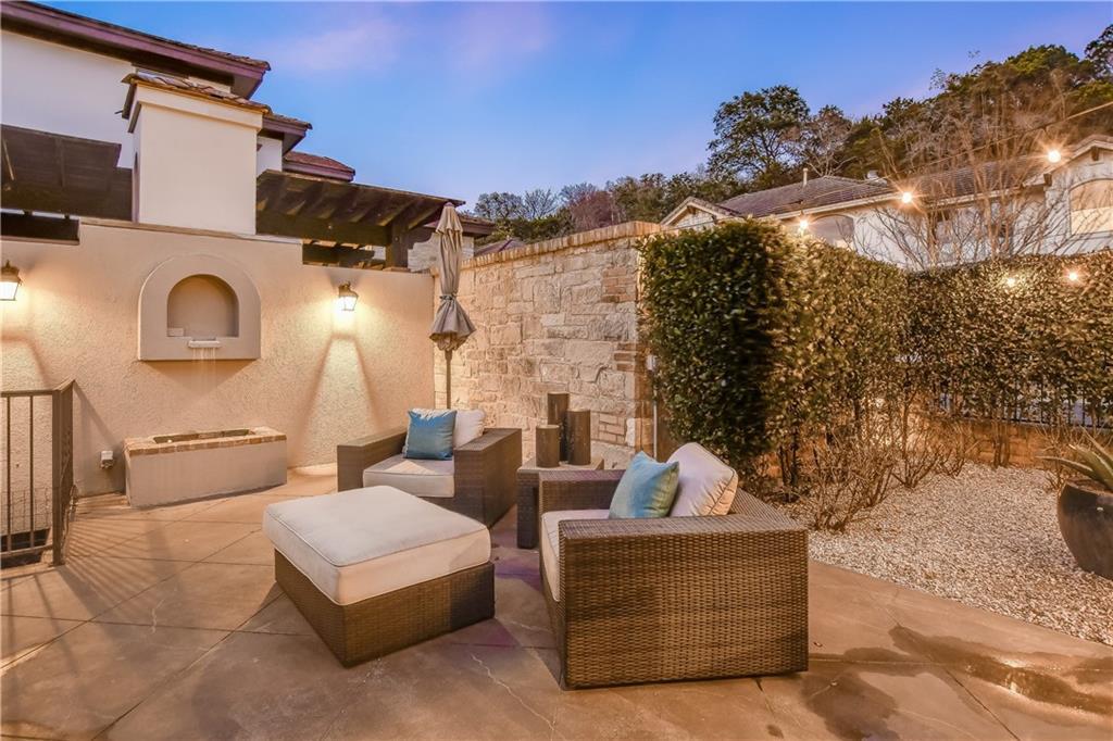 8546 Adirondack Trl # 10, Austin, TX 78759