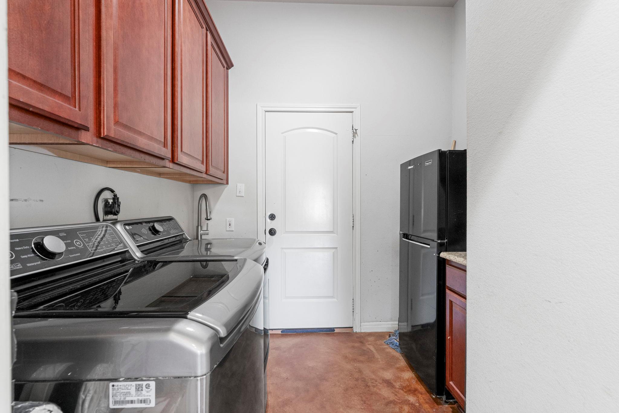 463 Beauchamp Rd, Dripping Springs, TX 78620