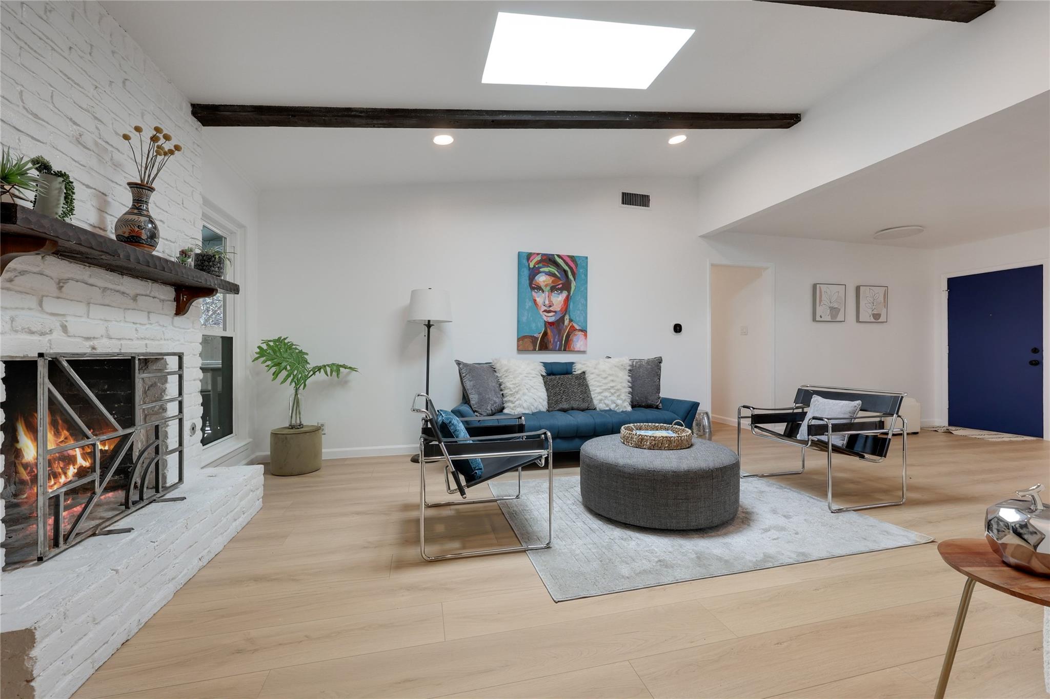 9811 Marlborough Dr, Austin, TX 78753