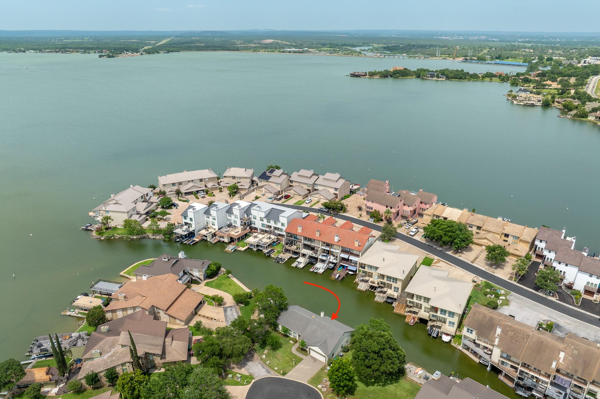 521 Lucy Ln, Horseshoe Bay, TX 78657