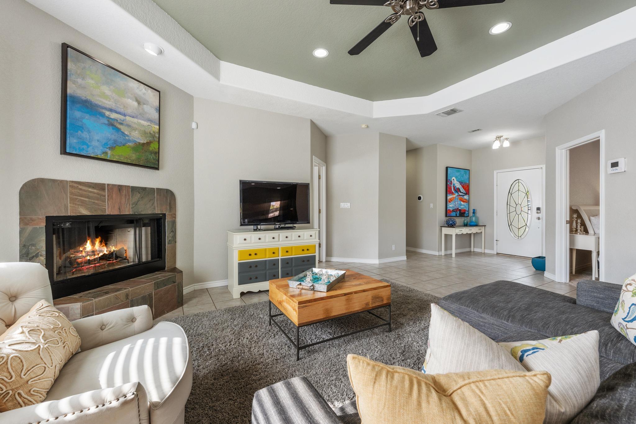 521 Lucy Ln, Horseshoe Bay, TX 78657