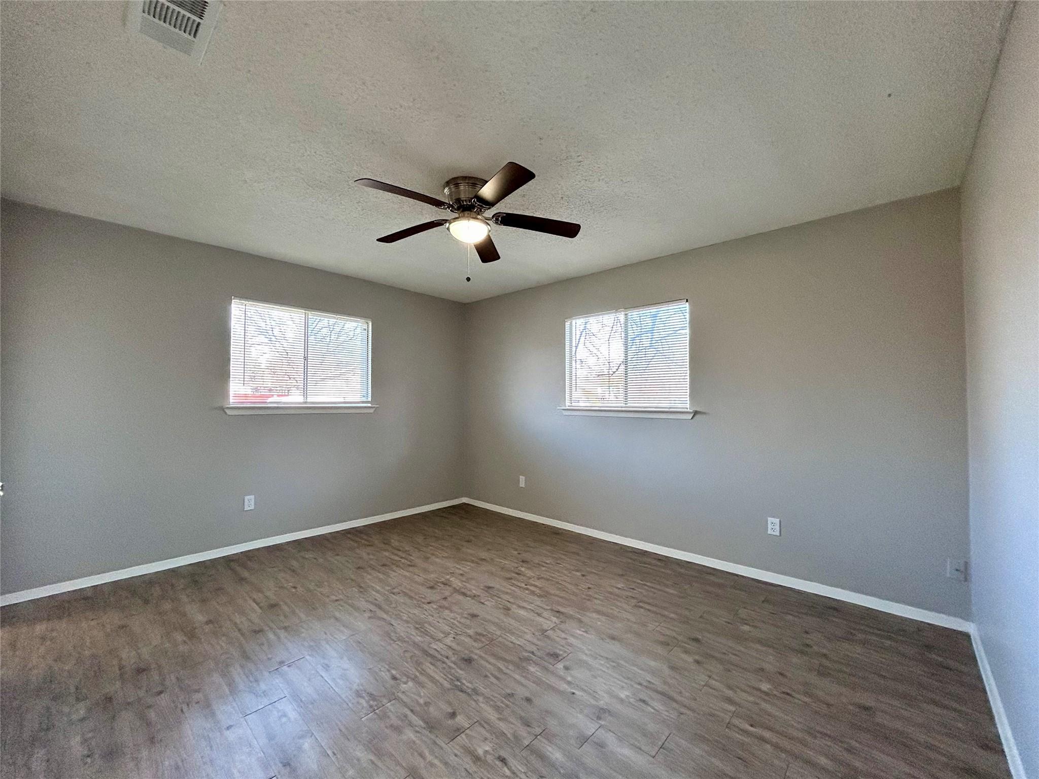 10409 Golden Meadow Dr # B, Austin, TX 78758