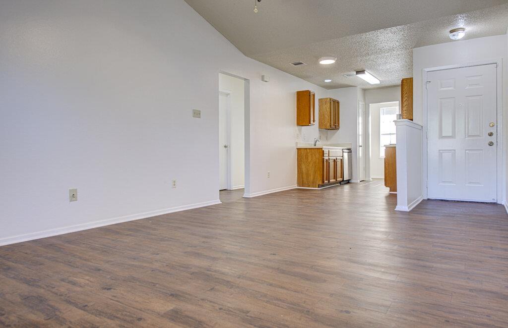 8118 W Gate Blvd # B, Austin, TX 78745