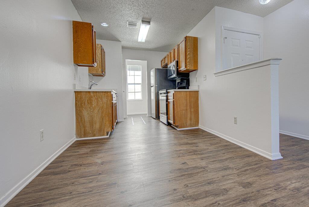 8118 W Gate Blvd # B, Austin, TX 78745