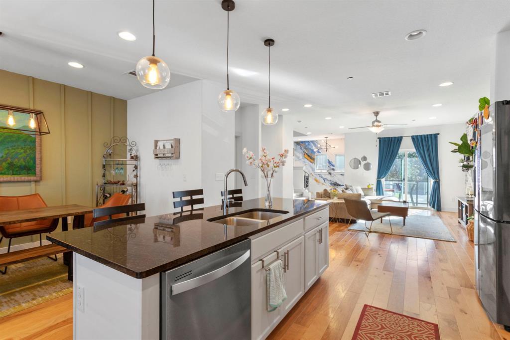 7203 Bassett Ct, Austin, TX 78741