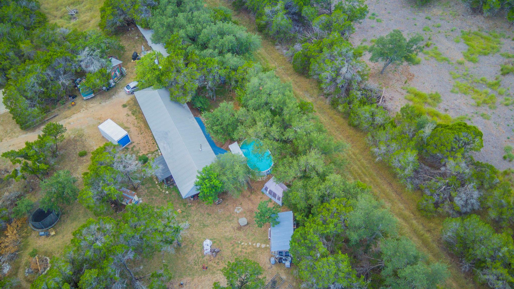 210 W Lakeshore Dr, Dripping Springs, TX 78620