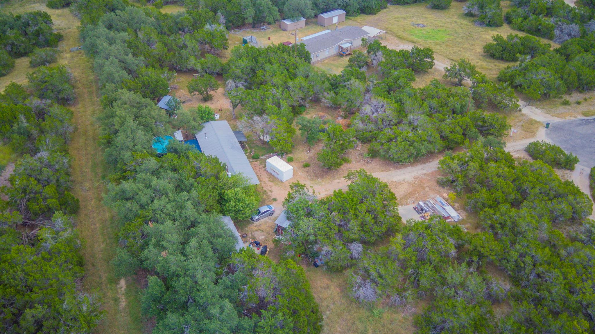 210 W Lakeshore Dr, Dripping Springs, TX 78620