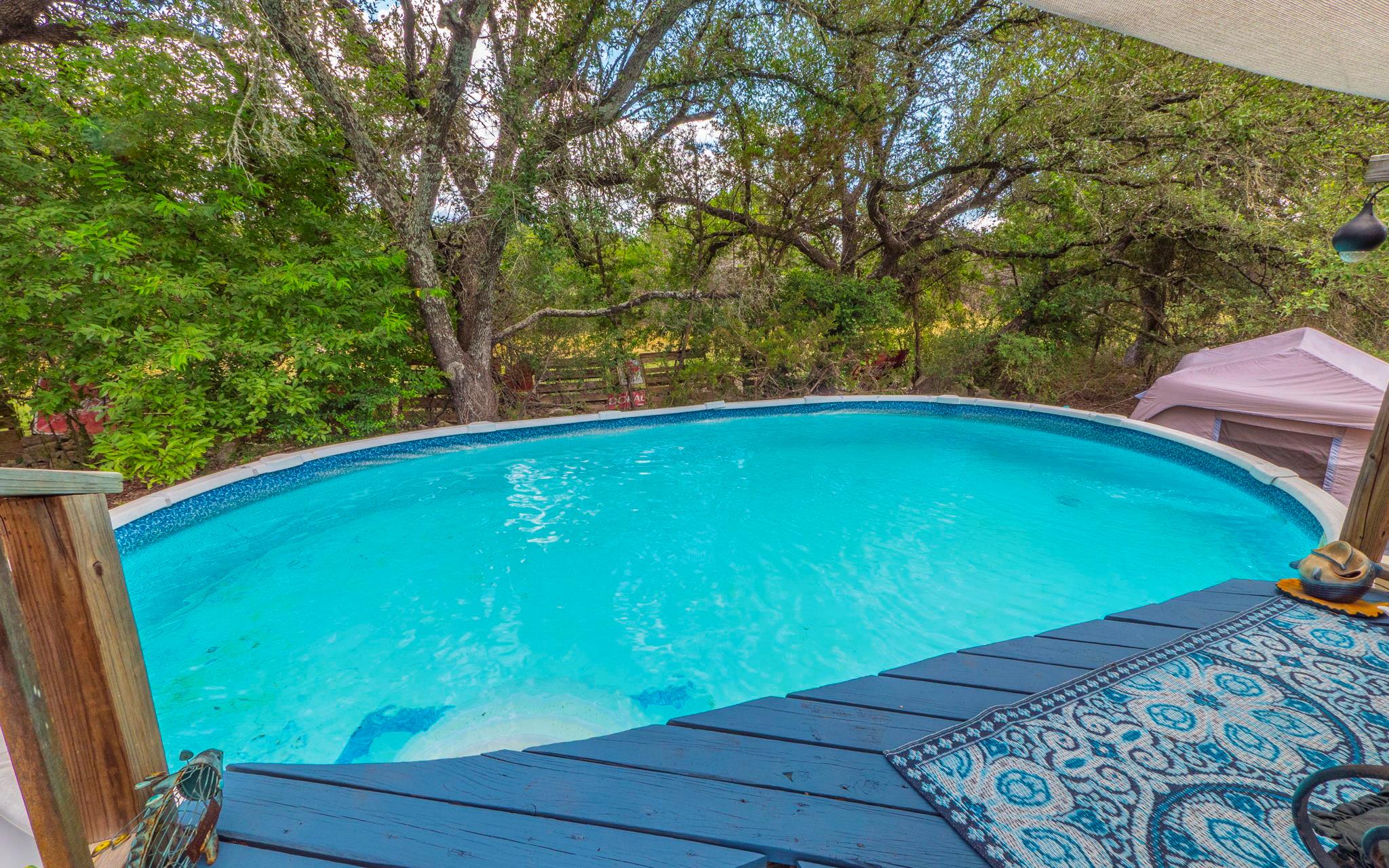 210 W Lakeshore Dr, Dripping Springs, TX 78620