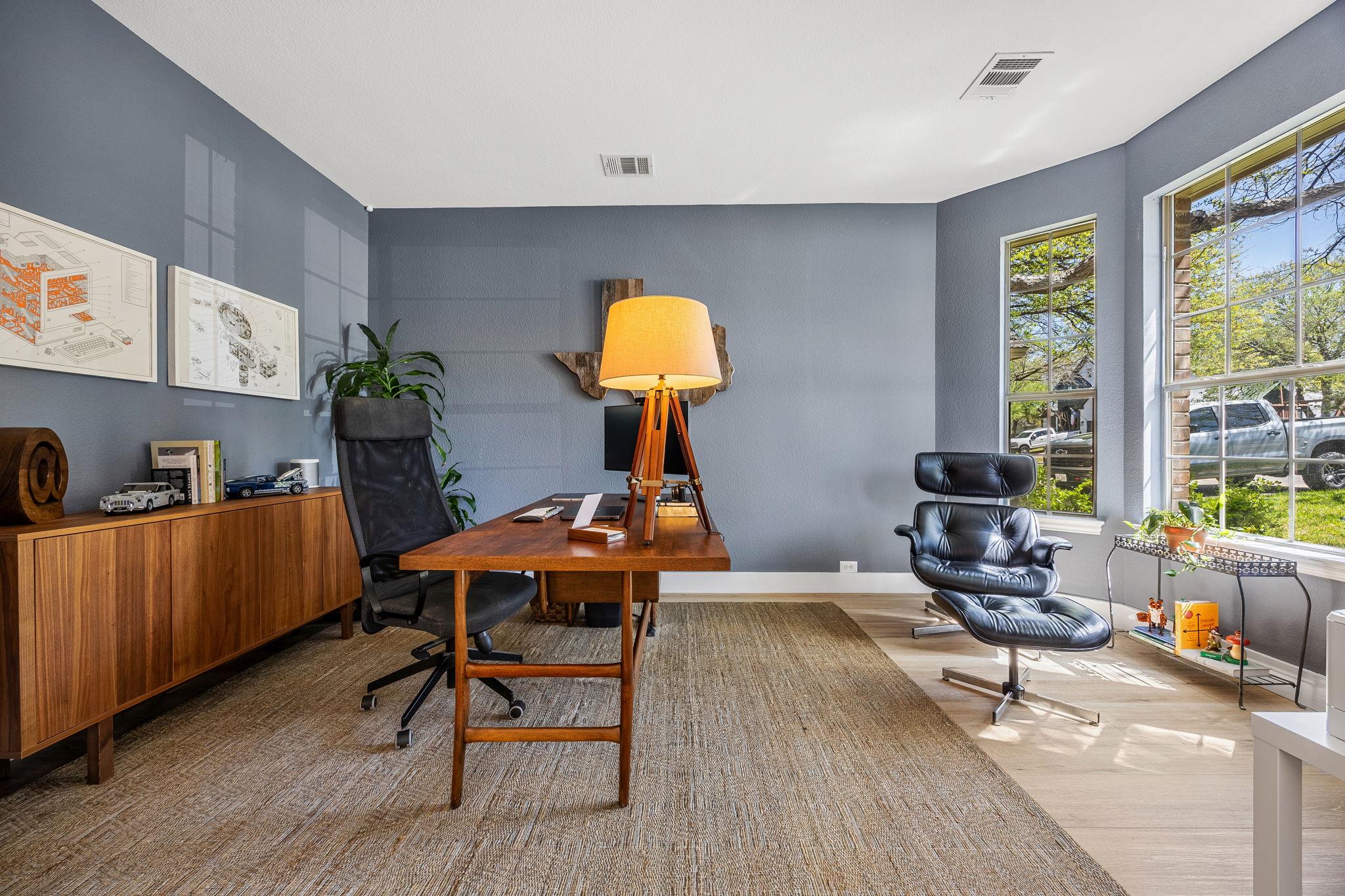 128 Las Colinas Dr, Georgetown, TX 78628