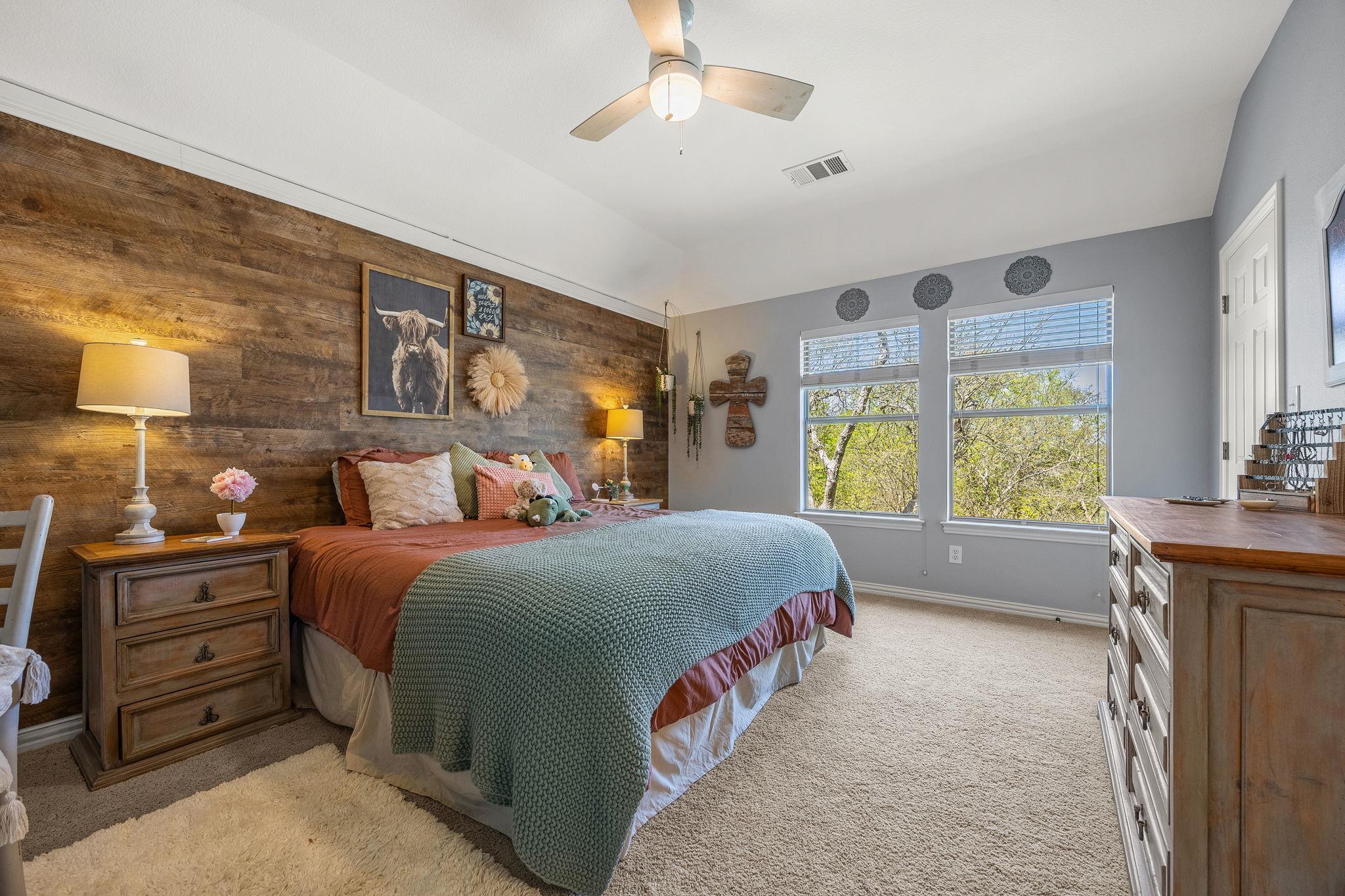 128 Las Colinas Dr, Georgetown, TX 78628